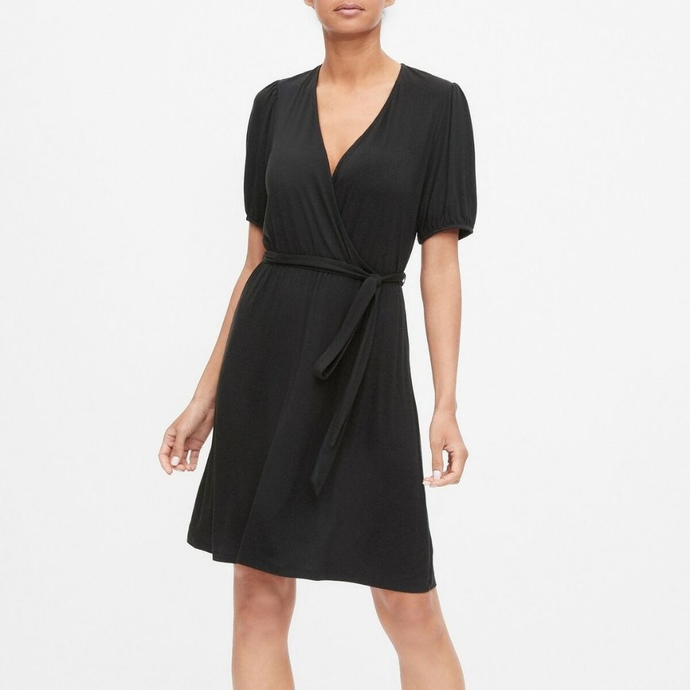 Gap Short Sleeve Wrap Dress Small